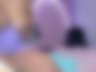 Live cam show with Alexa Riot - BBW Cum on Camsoda