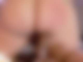 Live cam show with Alexa Riot - Anal Curvy on iamadamtest123.com
