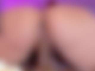 Alexa Riot's Live Sex Cam Show