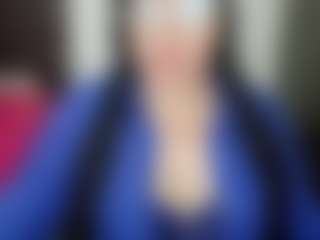 Live cam show with GraceMaturemilf - Normal on liverealitysex.com
