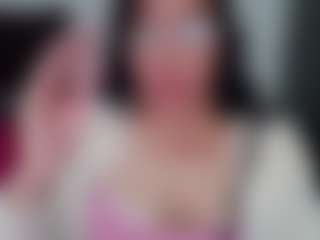 Modelka MILF GraceMaturemilf nadaje na żywo