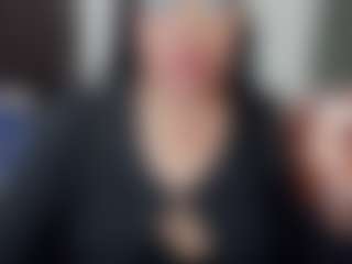 Live cam show with GraceMaturemilf - Normal on Uber Horny