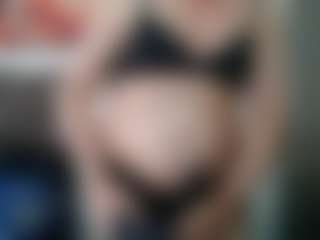 Live cam show with GraceMaturemilf - Small Tits Mature on Soda Cam