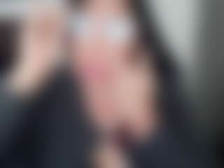 Live cam show with GraceMaturemilf - Smoking on crypto-cams