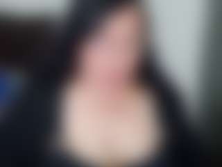 Live cam show with GraceMaturemilf - Double Penetration on Gym Cam Girls