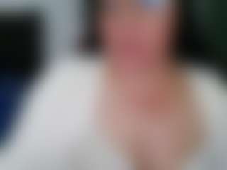 Live cam show with GraceMaturemilf - Toys Middle Aged on xxxlivecams.org
