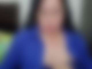 Live cam show with GraceMaturemilf - Sexwebcam on https://playwithruby.com