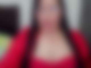 Live cam show with GraceMaturemilf - Brown Eyes MILF on AdultVida.com