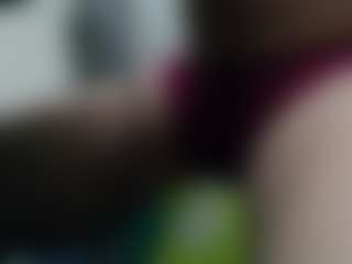 Live cam show with GraceMaturemilf - Fingering on googirlz