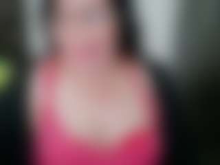 Live cam show with GraceMaturemilf - White Mature on SxyPornLive | colombia