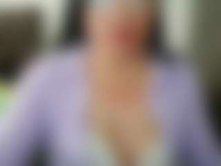 Pokaz na żywo z GraceMaturemilf - Double Penetration na Camsoda