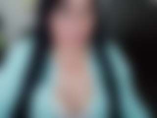 Live cam show with GraceMaturemilf - Double Penetration on sexylive.show