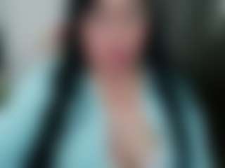 Live cam show with GraceMaturemilf - Double Penetration on TeamSkeetLive