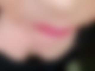 Live cam show with GraceMaturemilf - Small Tits Mature on Gym Cam Girls