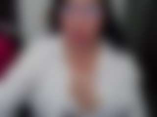 GraceMaturemilf MILF webcam performer live streaming