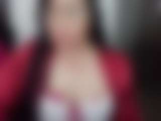 Live cam show with GraceMaturemilf - Double Penetration on Free Soda