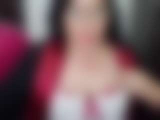 Live cam show with GraceMaturemilf - Mature MILF on Camiplay Live