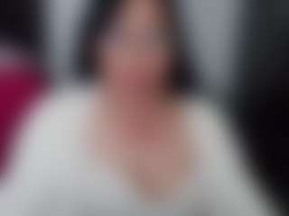 Live cam show with GraceMaturemilf - Middle Aged on nudelive.tv