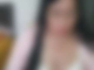 Live cam show with GraceMaturemilf - Middle Aged on Camiplay Live