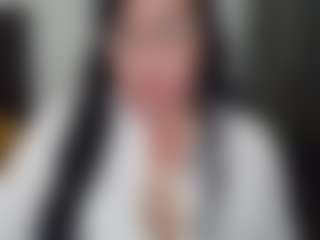 Live cam show with GraceMaturemilf - Fingering MILF on TeamSkeetLive