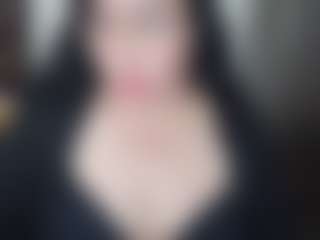 Вебкам-трансляция зрелой модели GraceMaturemilf