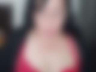 Live cam show with GraceMaturemilf - Normal on fapnchat