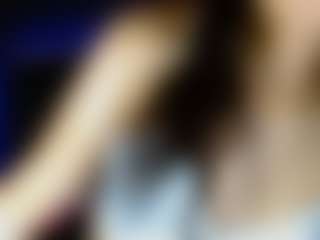 Live cam show with lizziesweets - Moaning on eurowanks.com