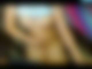 Live cam show with lizziesweets - Fingering on Gym Cam Girls