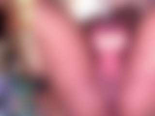Live cam show with NinaCapelli - Black on Pornisteam.com