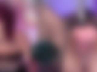 Live cam show with NinaCapelli - Middle Aged on livesuperchat.net