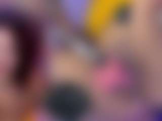 Live cam show with NinaCapelli - Middle Aged on Fling VIP Chat