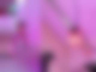 Live cam show with NinaCapelli - Ebony HD on Camming Site