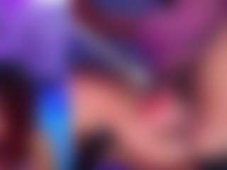 Live cam show with NinaCapelli - Middle Aged on Dare Cams