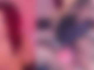 Live cam show with NinaCapelli - Middle Aged on StripNow
