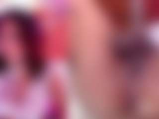 Live cam show with NinaCapelli - Facial on Hubzter Live