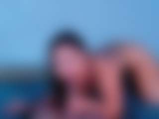 ReinaChloe's Live Sex Cam Show