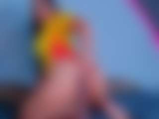 ReinaChloe's Live Sex Cam Show