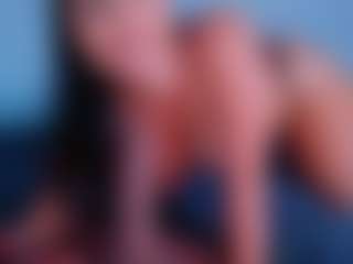 ReinaChloe's Live Sex Cam Show