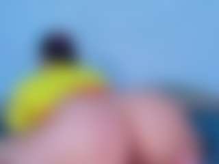 ReinaChloes Live-Sex-Cam-Show
