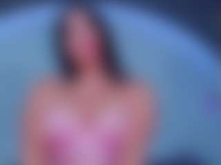 ReinaChloe's Live Sex Cam Show