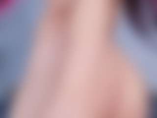 ReinaChloe's Live Sex Cam Show
