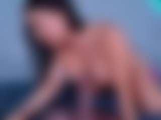 ReinaChloe's Live Sex Cam Show