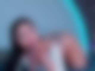 ReinaChloe's Live Sex Cam Show