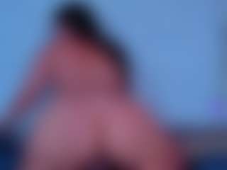 ReinaChloe's Live Sex Cam Show