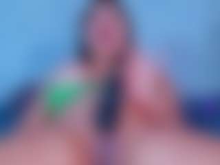 Live cam show with ReinaChloe - HD Big Tits on Uber Horny