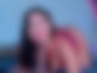Live cam show with ReinaChloe - Hairy Pussy BBW on AdultVida.com