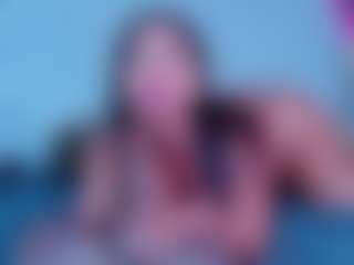 ReinaChloe's Live Sex Cam Show