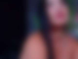ReinaChloe's Live Sex Cam Show