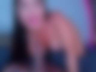 ReinaChloe's Live Sex Cam Show