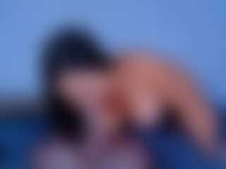 ReinaChloe's Live Sex Cam Show